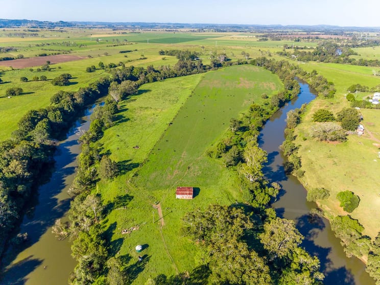 Click to view all images 30 Lees Lane Tatham NSW 2471 - Image 3