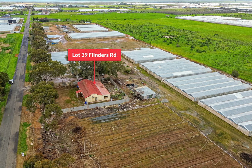 Click to view all images 39 FLINDERS STREET Waterloo Corner SA 5110 - Image 2