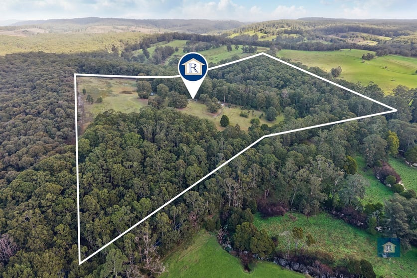 Click to view all images 2950 Colac-Forrest Rd Forrest VIC 3236 - Image 2