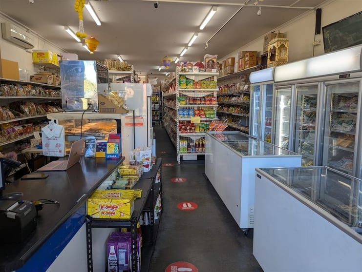 Click to view all images Food & Beverage business for sale in Ringwood - Image 1
