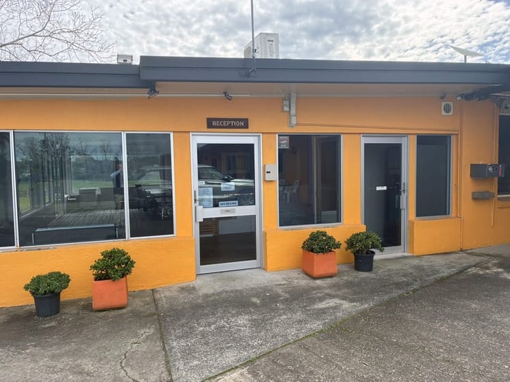 Click to view all images Motel business for sale in Taree - Image 3