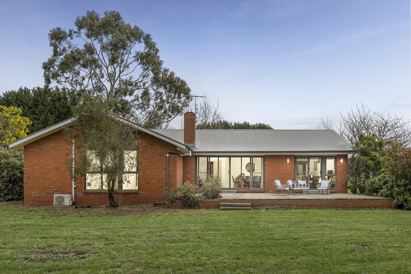 Click to view all images 113 Cemetery Road Lancefield VIC 3435 - Image 1