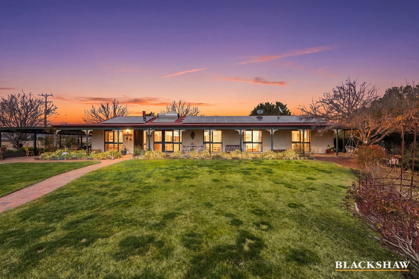 Click to view all images 496 Micalago Road Michelago NSW 2620 - Image 2