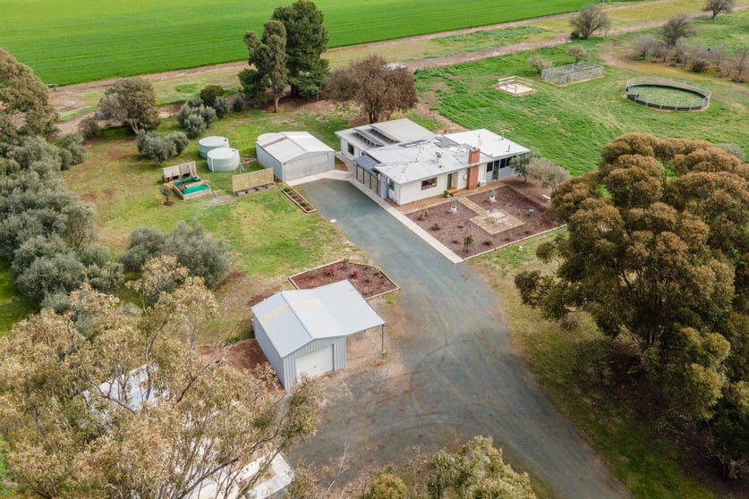Click to view all images 1503 Corop Wanalta Road Corop VIC 3559 - Image 1
