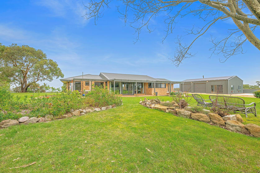 Click to view all images 1062 Mount Shadforth Road Shadforth WA 6333 - Image 1