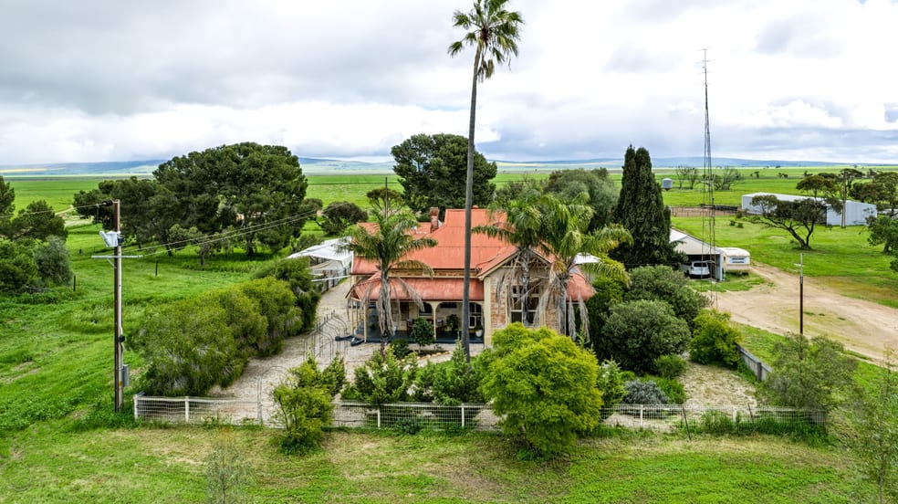 Click to view all images 1695 Windview Road Brinkworth SA 5464 - Image 1