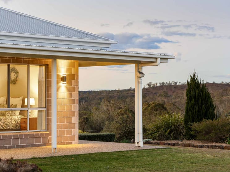 Click to view all images 173 Pipeline Road Meringandan QLD 4352 - Image 3