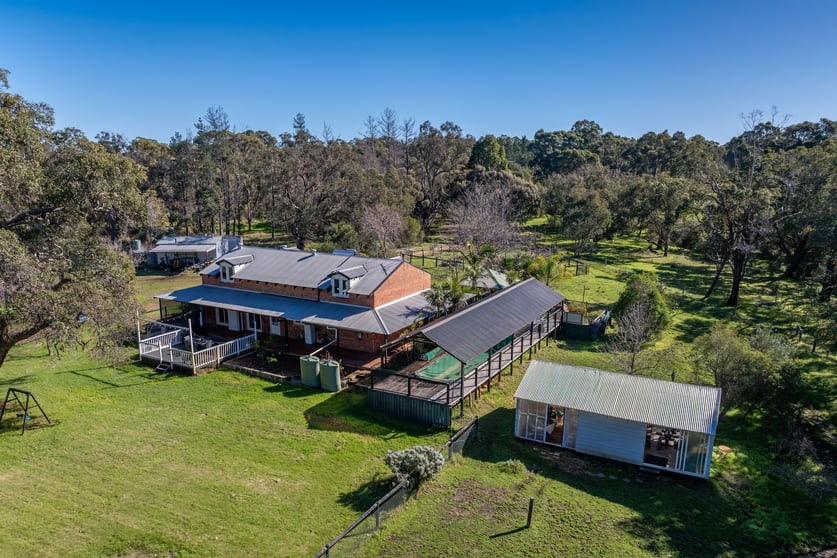 Click to view all images 1821 Bussell Highway Stratham WA 6237 - Image 1