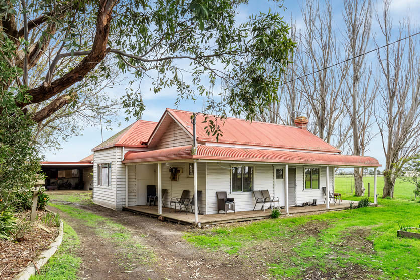 Lot 31 Sybella Avenue Koo Wee Rup VIC 3981 - Image 2