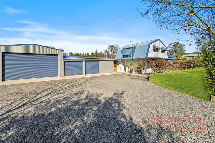 Click to view all images 5 Notts Lane Glen Oak NSW 2320 - Image 2