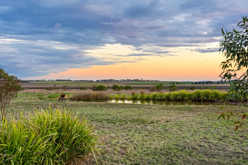 33 Cemetery Road Clifton QLD 4361 - Image 2