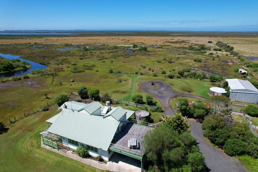 Click to view all images 492 Manns Beach Road Manns Beach VIC 3971 - Image 2