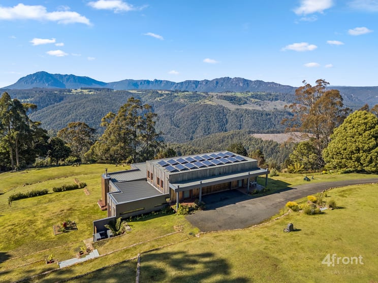 675 Cradle Mountain Road Erriba TAS 7310 - Image 2