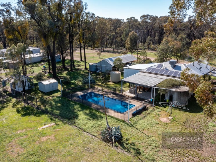 Click to view all images 1605 Almonds Road Boweya North VIC 3675 - Image 2