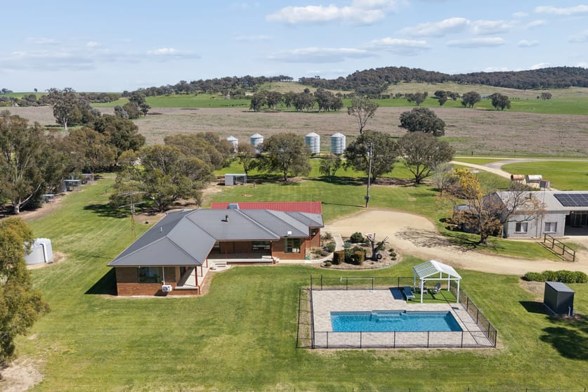 Click to view all images 3280 Murringo Road Young NSW 2594 - Image 1
