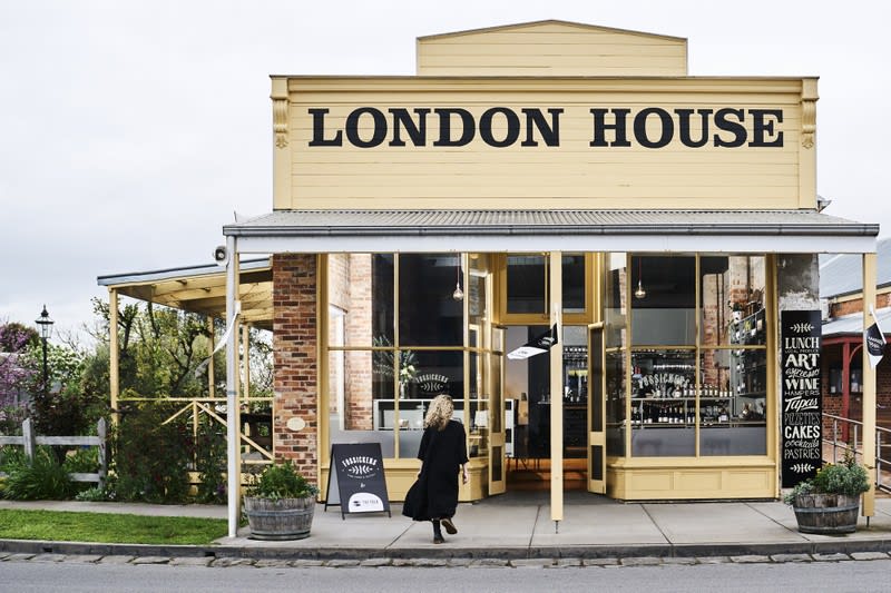 Click to view all images Cafe & Coffee Shop business for sale in Talbot - Image 1