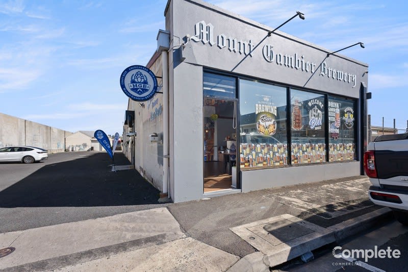 Click to view all images 58 Commercial Street West Mount Gambier SA 5290 - Image 2