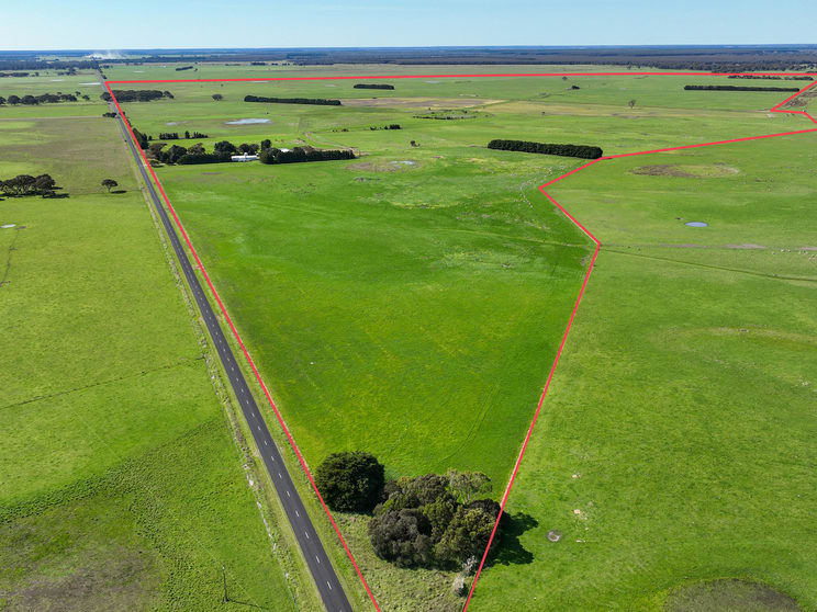 Click to view all images 523 ONEILS LANE Wattle Range SA 5280 - Image 1