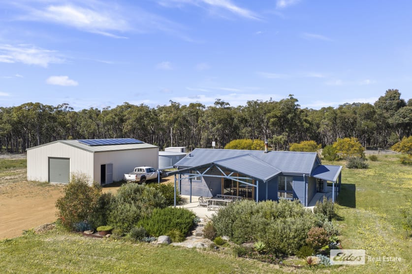 Click to view all images 375 Crockerup Road Mount Barker WA 6324 - Image 3