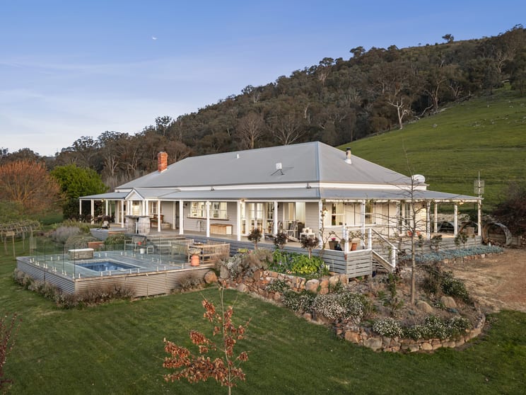 354 Three Chain Road Boorolite VIC 3723 - Image 2