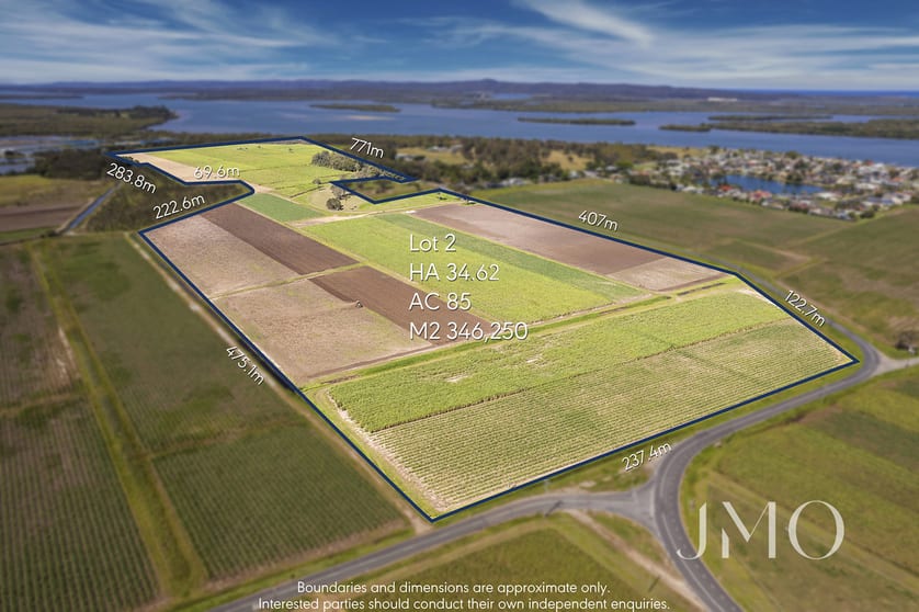 Click to view all images 2/220 - 240 Cabbage Tree Point Road Steiglitz QLD 4207 - Image 1
