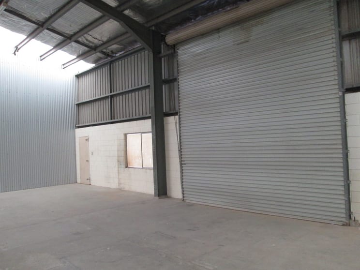 Click to view all images 93 Cook Street Portsmith QLD 4870 - Image 2