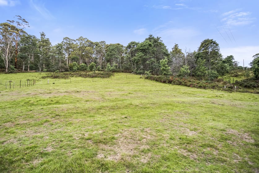 Click to view all images 268 Priestleys Lane Birralee TAS 7303 - Image 2
