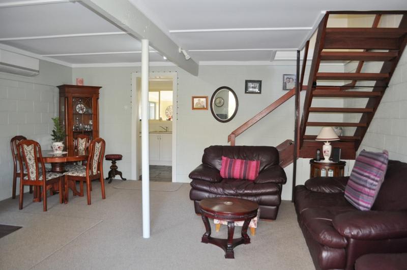 Click to view all images 261 Sawyer Road Jindera NSW 2642 - Image 3