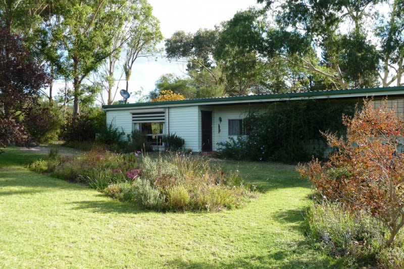 Click to view all images Mudgee NSW 2850 - Image 1