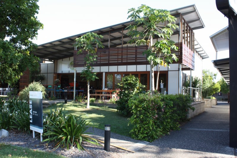 Click to view all images Shop 2/205 Weyba Road Noosaville QLD 4566 - Image 3