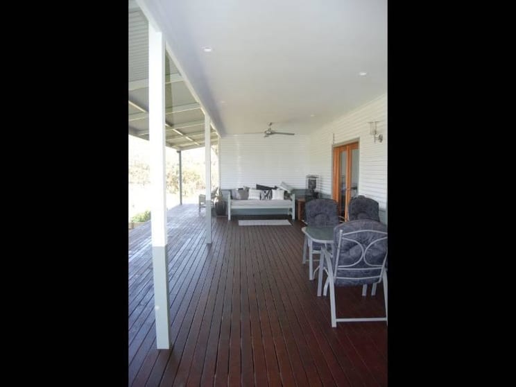 Click to view all images 3514 Olympic Highway Junee NSW 2663 - Image 2