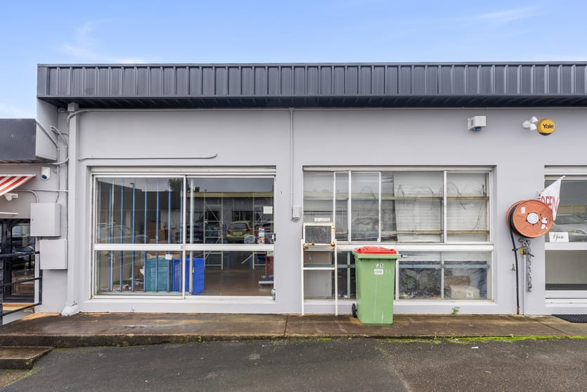 Factory, Warehouse & Industrial commercial property for lease at Ashmore QLD 4214 Factory, Warehouse & Industrial commercial property for lease at Ashmore QLD 4214