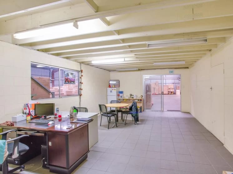 Factory, Warehouse & Industrial commercial property for lease at unit 2/94 Boniface Street Archerfield QLD 4108 Factory, Warehouse & Industrial commercial property for lease at unit 2/94 Boniface Street Archerfield QLD 4108