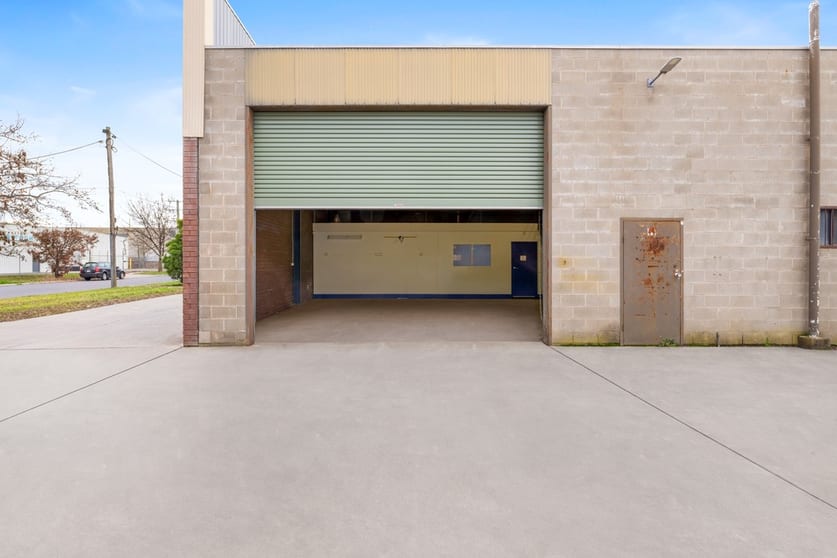 Factory, Warehouse & Industrial commercial property for lease at 1/852 Leslie Drive North Albury NSW 2640