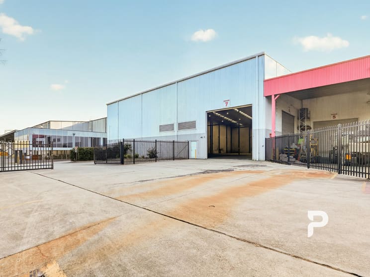 Factory, Warehouse & Industrial commercial property for lease at 166 Newton Road Wetherill Park NSW 2164