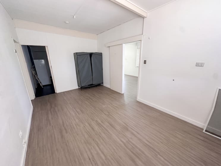 Shop & Retail commercial property for lease at 5/92 Boundary Street Railway Estate QLD 4810