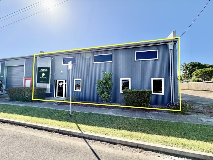 Factory, Warehouse & Industrial commercial property for sale at Unit 4/165 Boundary Street Railway Estate QLD 4810