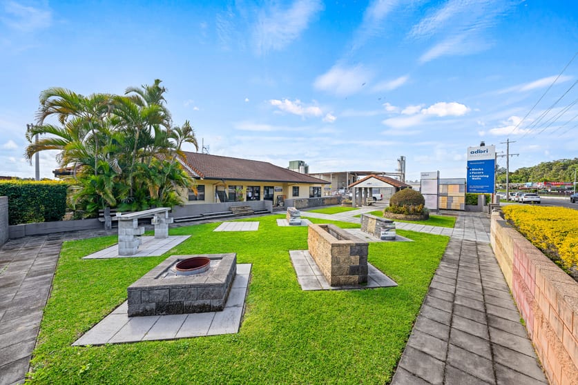 Factory, Warehouse & Industrial commercial property for sale at 552 Maroochydore Road Kunda Park QLD 4556