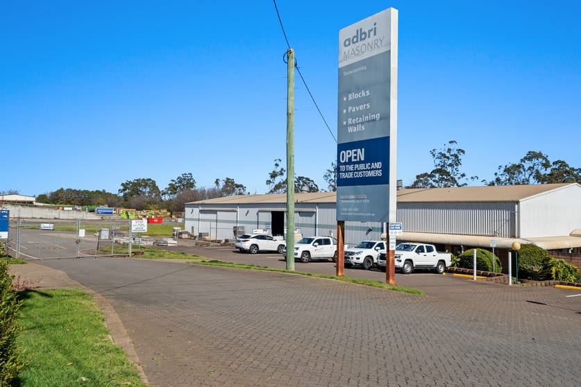 Factory, Warehouse & Industrial commercial property for sale at 24 Griffiths Street Harlaxton QLD 4350