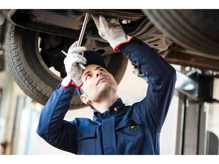 Long Established Automotive Repair Services. FREEHOLD Option Available!
