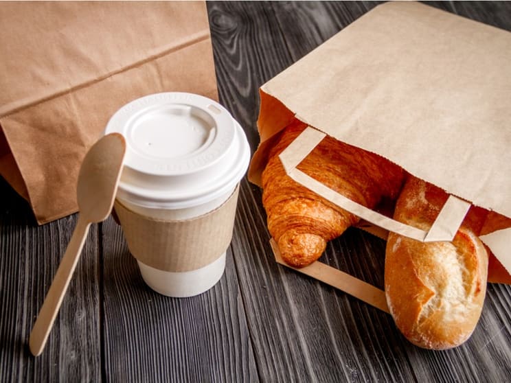 Thriving Café Takeaway in Queensland's Picturesque Somerset Region Thriving Café Takeaway in Queensland's Picturesque Somerset Region
