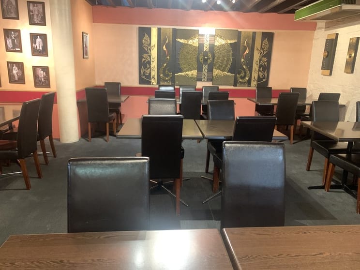 Salamanca!! Brilliant location fully licensed Thai Restaurant for sale
