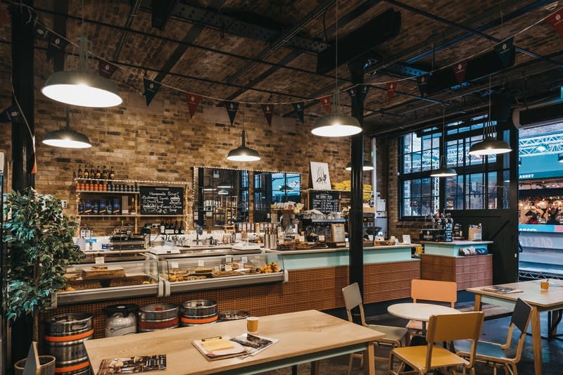 6 day a week industrial café. 6 day a week industrial café.