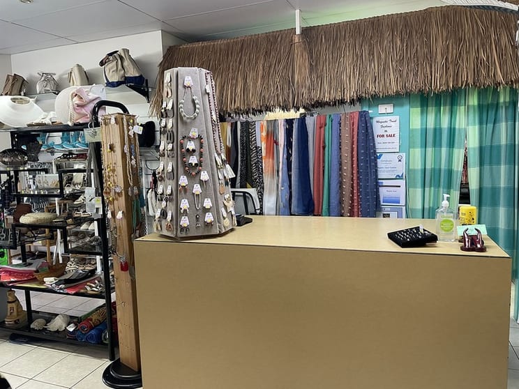 Magnetic Touch Fashions, Magnetic Island, Townsville Magnetic Touch Fashions, Magnetic Island, Townsville