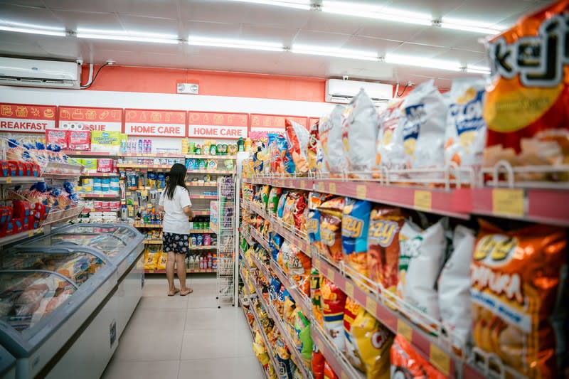 Huge Potential Asian Grocery & Convenience Store Near University Ref: 1543 Huge Potential Asian Grocery & Convenience Store Near University Ref: 1543