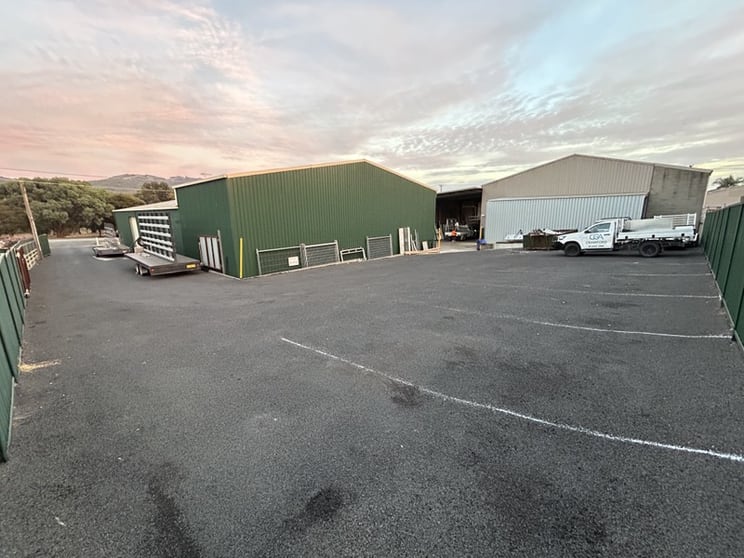 Crawford Glass And Aluminium - Tumut - NSW