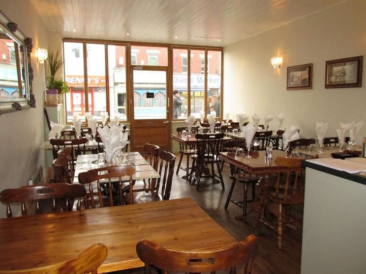 Popular Vietnamese, Asian Restaurant in Fitzroy area for sales BB-0991 Popular Vietnamese, Asian Restaurant in Fitzroy area for sales BB-0991