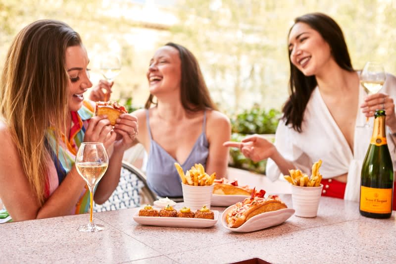 Blue chip business located in Melbourne CBD! Great profits!