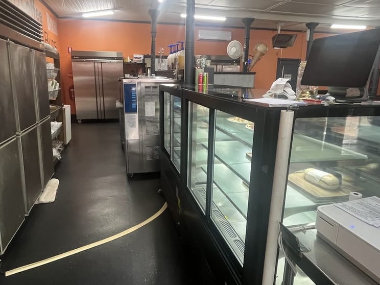 Commercial  Property & Café Restaurant Business 
 in Lockhart