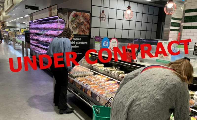 SUSHI IZU Takeaway Opportunity with High Sales SUSHI IZU Takeaway Opportunity with High Sales